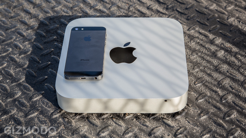 Illustration for article titled Mac Mini Review: Apple's Tiny Computer Is Finally Worth Your Time